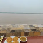 Shiva Ganges View Guest House