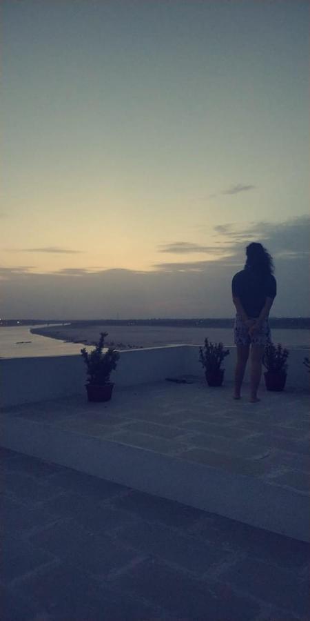 Shiva Ganges View Guest house *