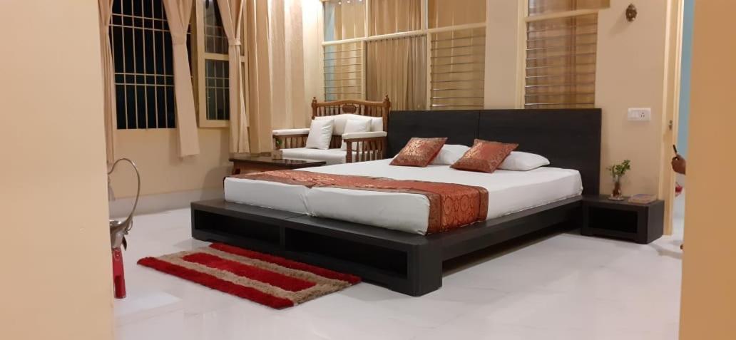 Shiva Ganges View Guest house